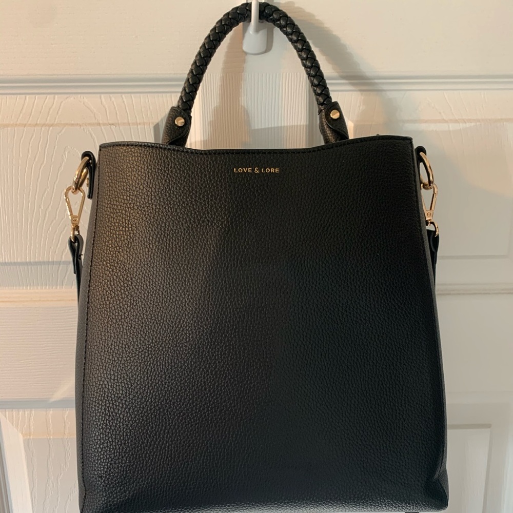 Love & lore black purse